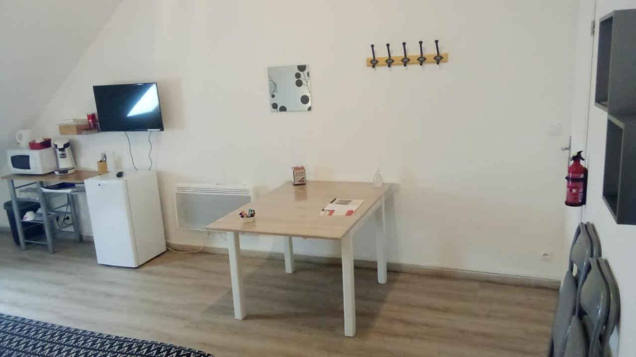 Le Relais De Poste 호텔 Orbigny 외부 사진