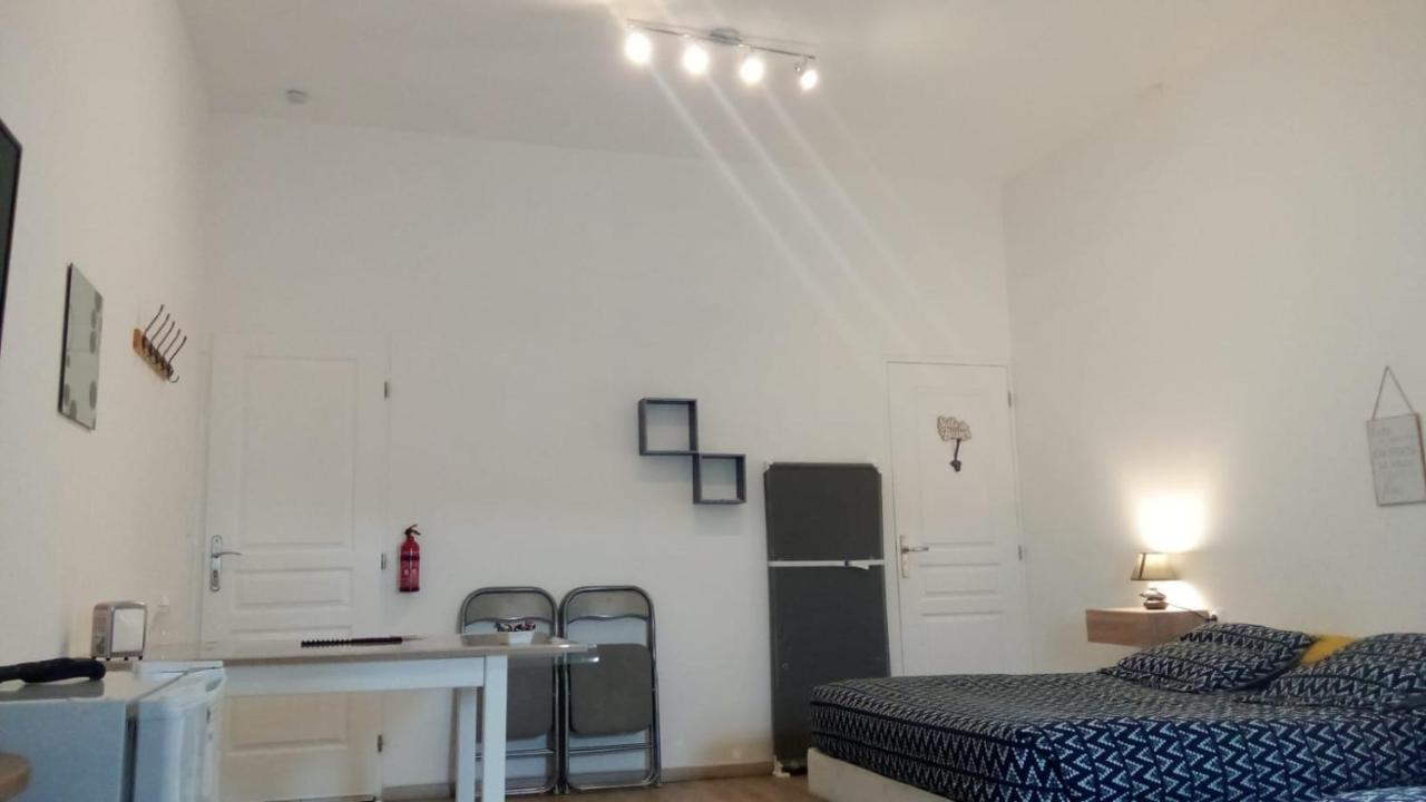 Le Relais De Poste 호텔 Orbigny 외부 사진