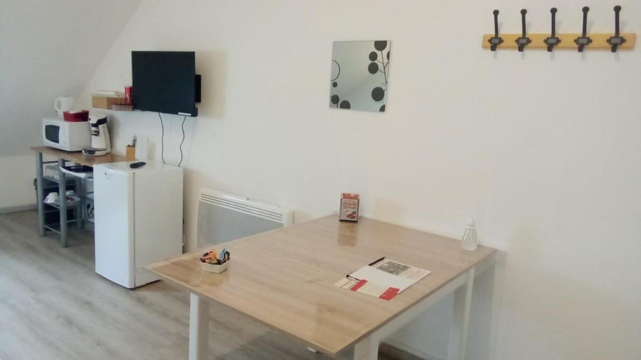 Le Relais De Poste 호텔 Orbigny 외부 사진